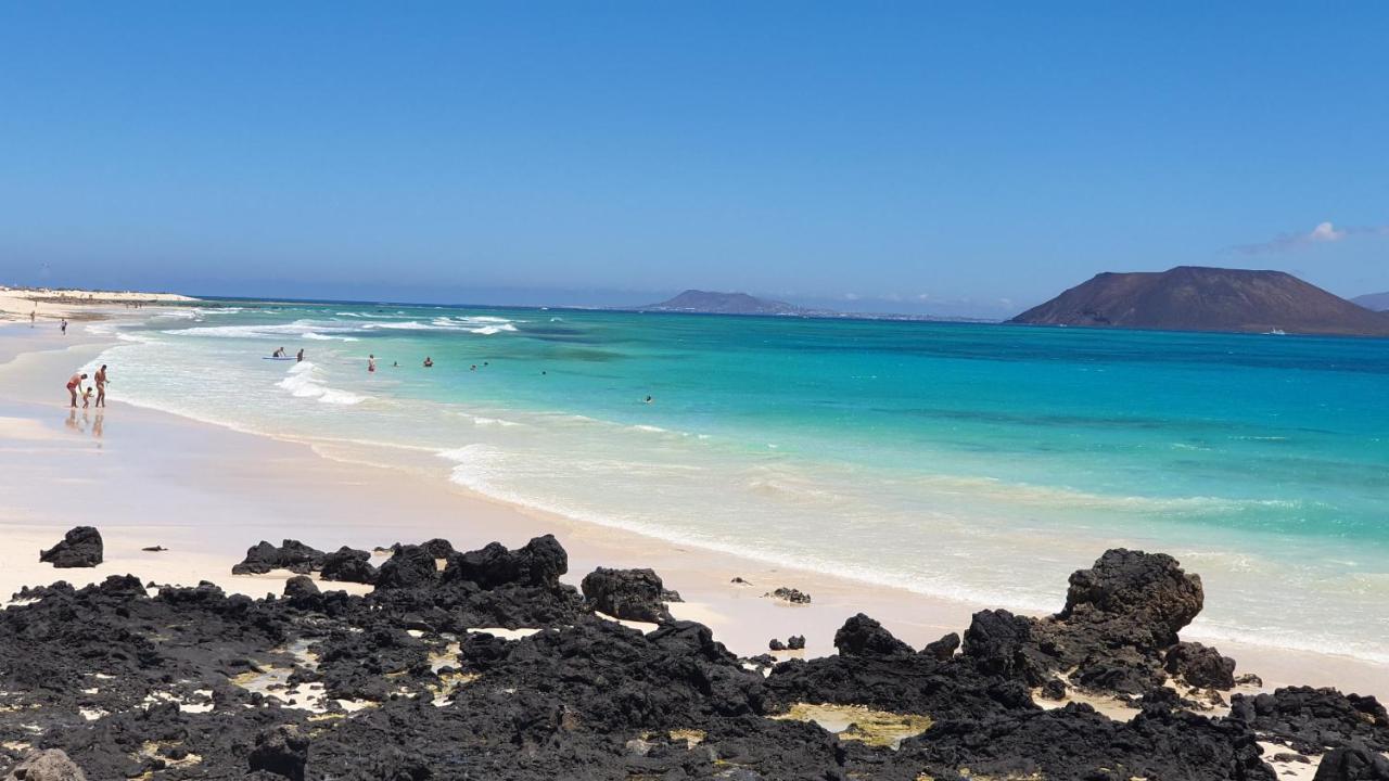 Tamarindo I piscinas de agua salada - fibra óptica Apartamento Corralejo Exterior foto